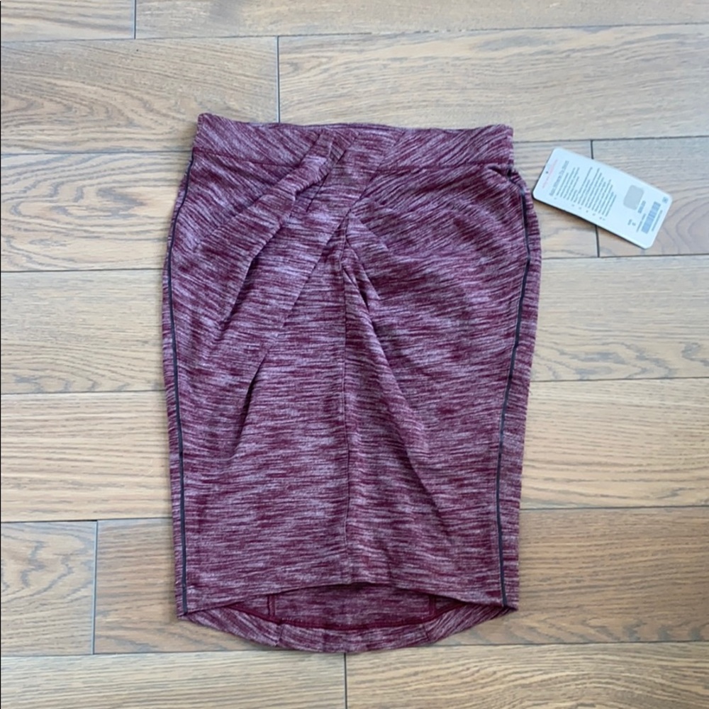 NWT lululemon skirt